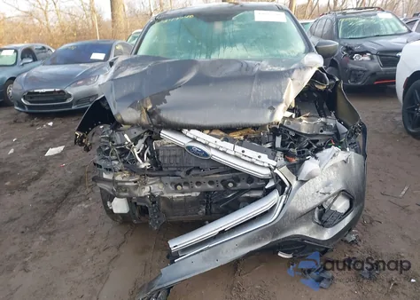 2017 Ford Escape Se из США, поврежденный, VIN 1FMCU0GD0HUE32498